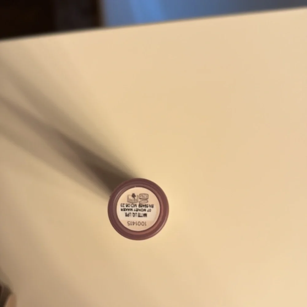 NEW Farmasi Matte Liquid Lipstick - Money Maker 07 - Picture 2 of 4